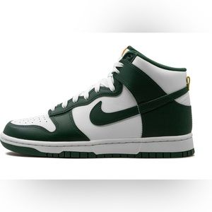 Nike Dunks Forest Green